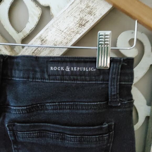 Rock & Republic Women's Embellished Lightly Destructed Raw Hem Denim Shorts - Picture 6 of 6